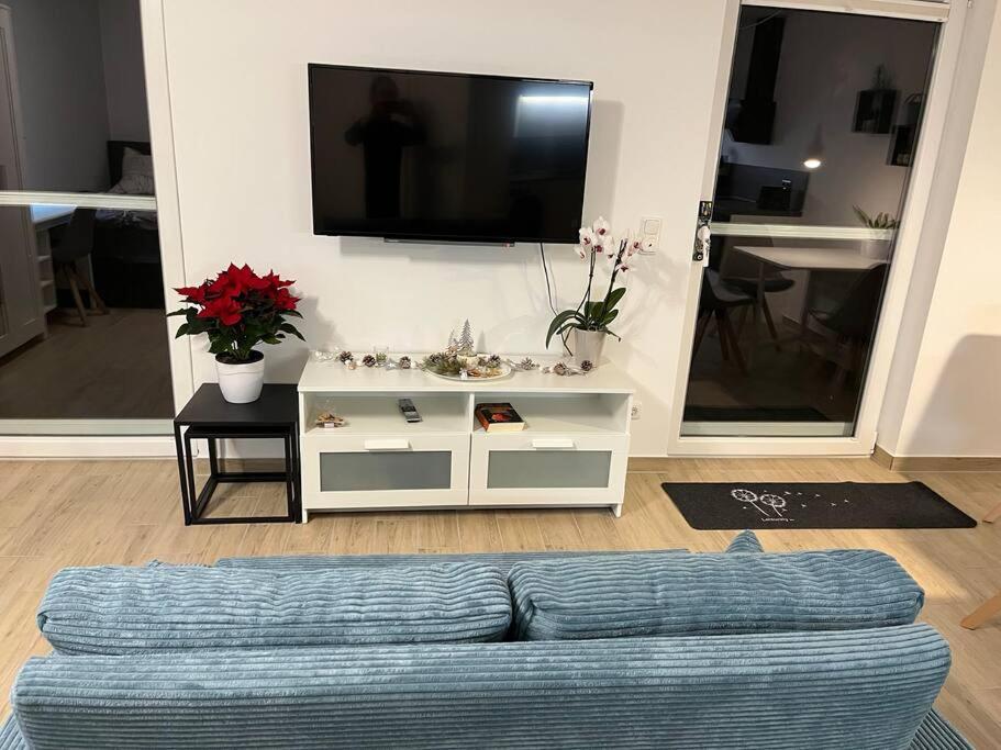 Neu Sanierte Wohnung Fuer 2-4 P Eschwege Esterno foto