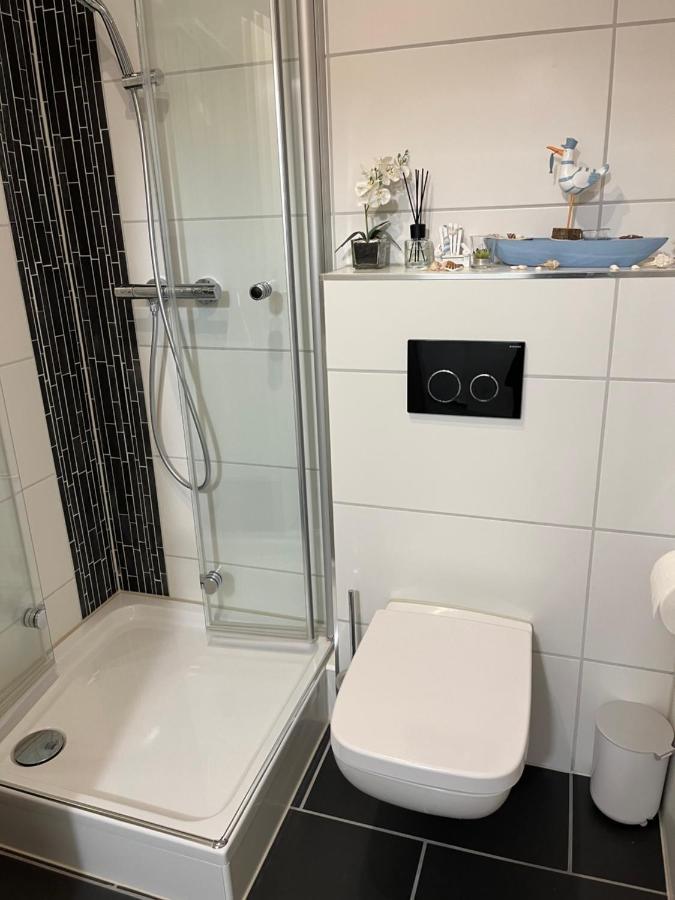 Neu Sanierte Wohnung Fuer 2-4 P Eschwege Esterno foto
