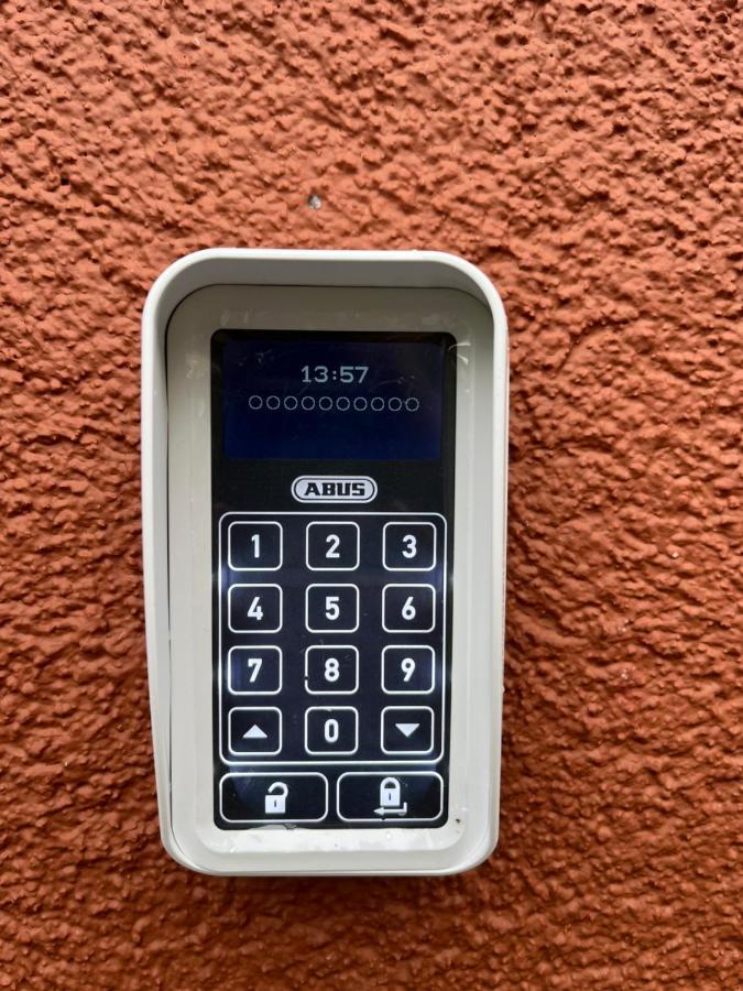 Neu Sanierte Wohnung Fuer 2-4 P Eschwege Esterno foto