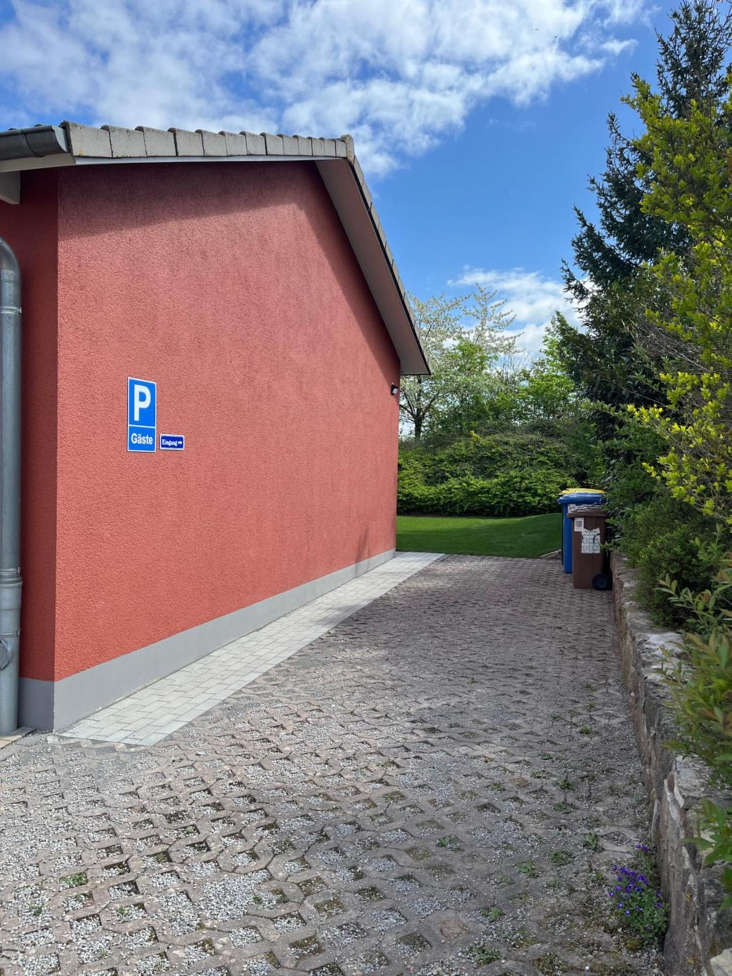 Neu Sanierte Wohnung Fuer 2-4 P Eschwege Esterno foto