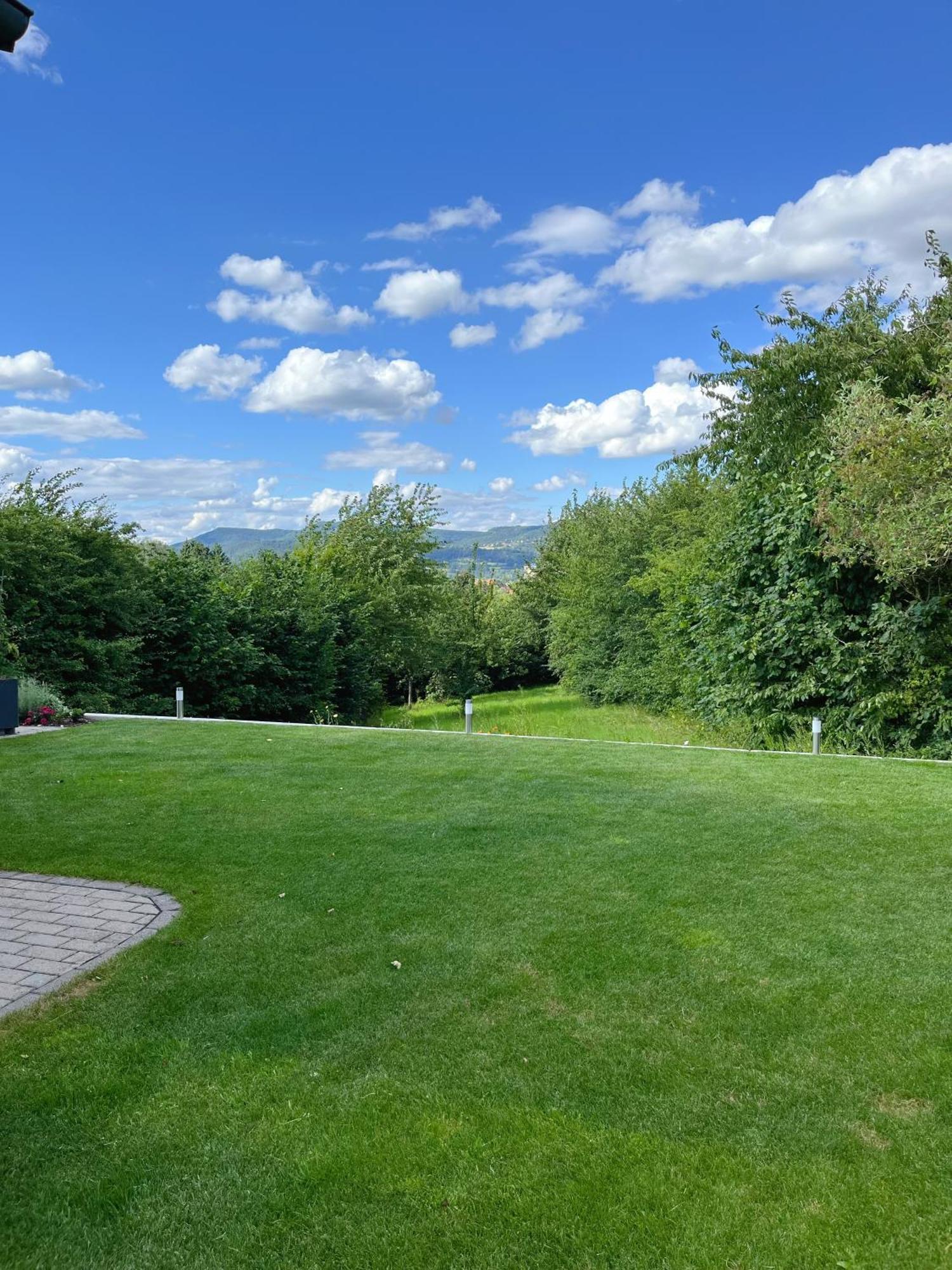 Neu Sanierte Wohnung Fuer 2-4 P Eschwege Esterno foto
